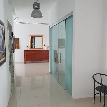 Floyd Charming 4* Пакино